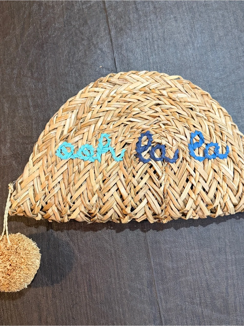 Mud Pie Ooh La La Straw Clutch with Tassel  and Packet New With Tags